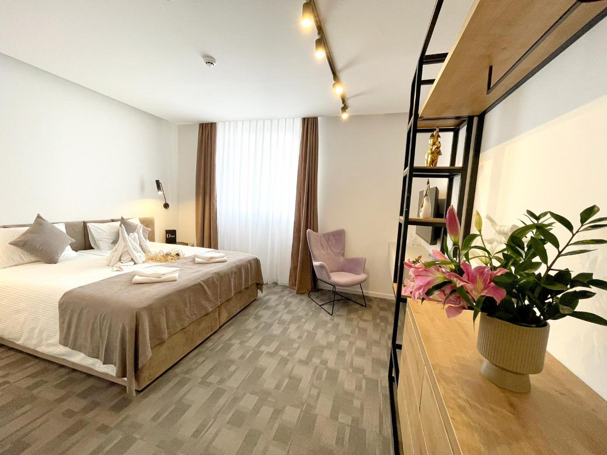 Hotel Npl Code Naselje Starosjedilaca Exteriör bild
